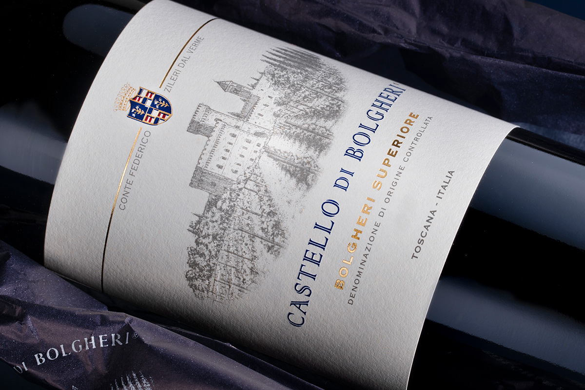 bottiglia etichetta castello di bolgheri